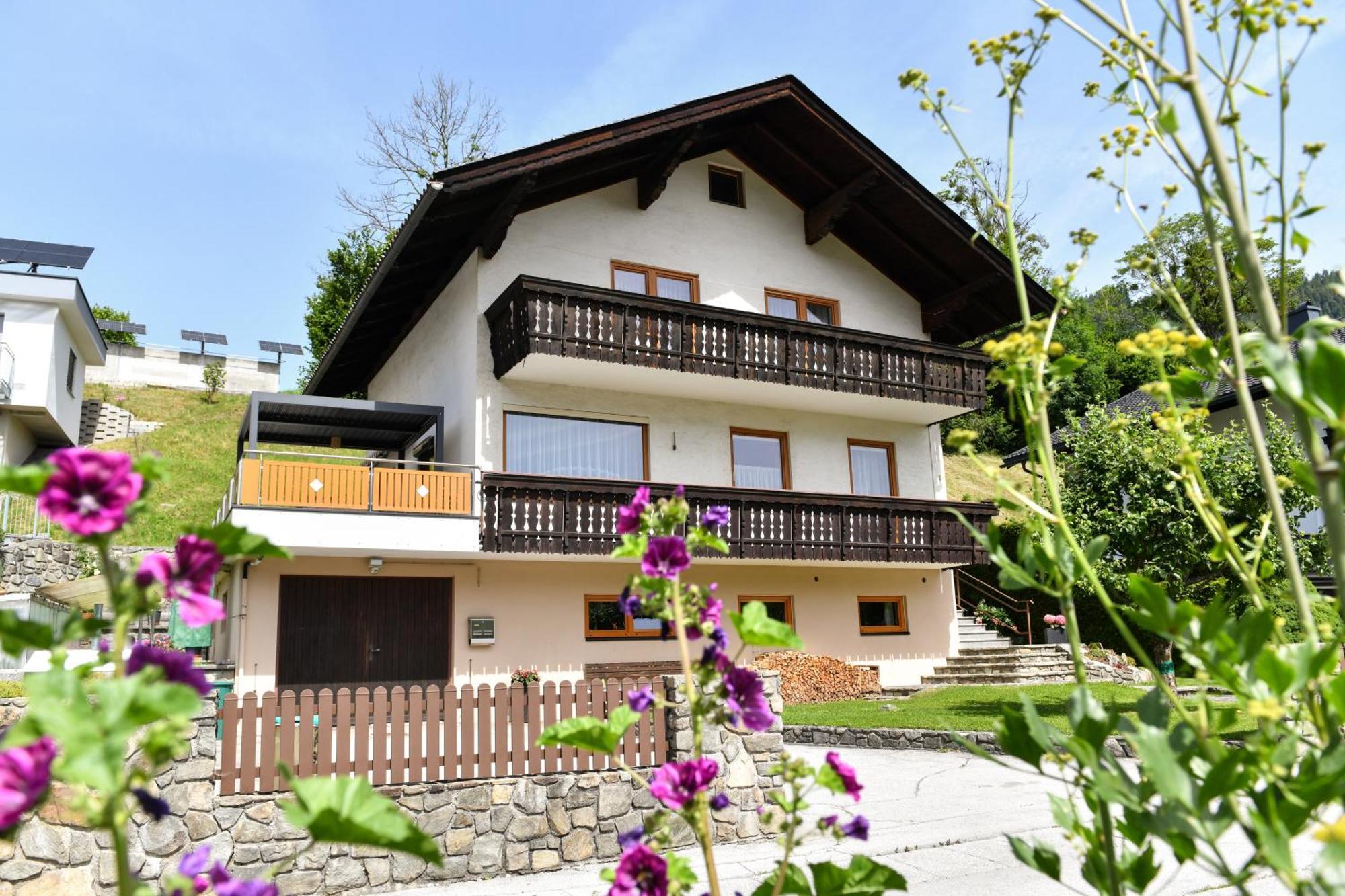 Holiday home Joloisia Mit Blick Auf Planai